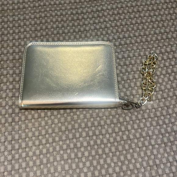 Versace chained wrist bag. - Picture 2 of 5